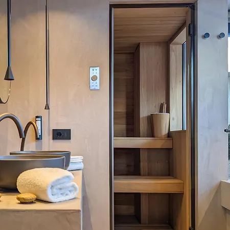 Mohe Boutique Hotel