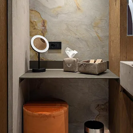 Mohe Boutique Hotel