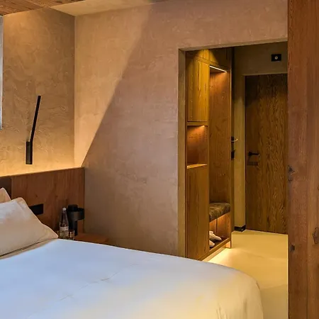 Mohe Boutique Hotel