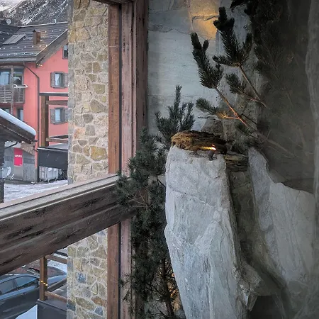 Mohe Boutique Hotel